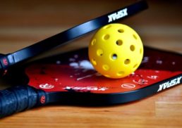 2024’s Best Pickleball Paddles: Reviews & Buying Guide