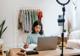 The Ultimate Guide to Becoming a Successful UGC Creator