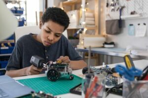 How To Make Robot: A Step-by-Step Guide For Beginners