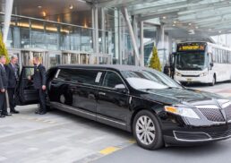 How to Choose the Best Chartered Transportation for Events, Travel & Business